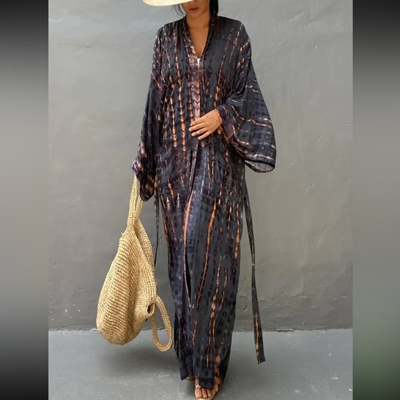 Chic kimono robe cover-up - Picture 5 of 5